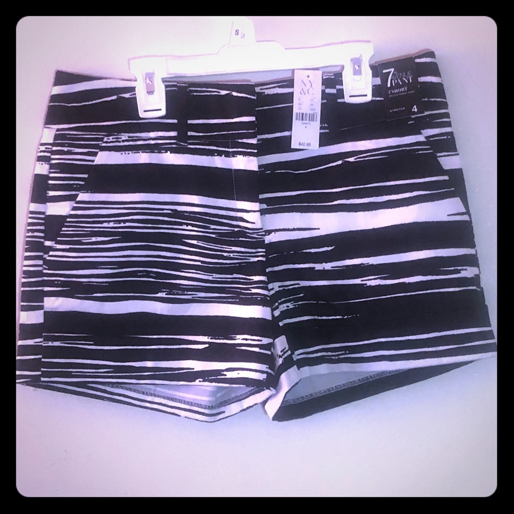 NY&C B/W Zebra Shorts